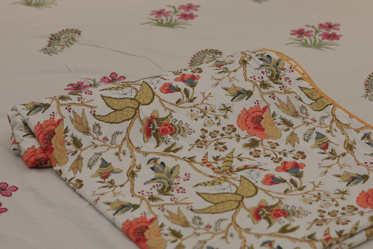 Gardenia Dream Screen Print Double Bed Dohar