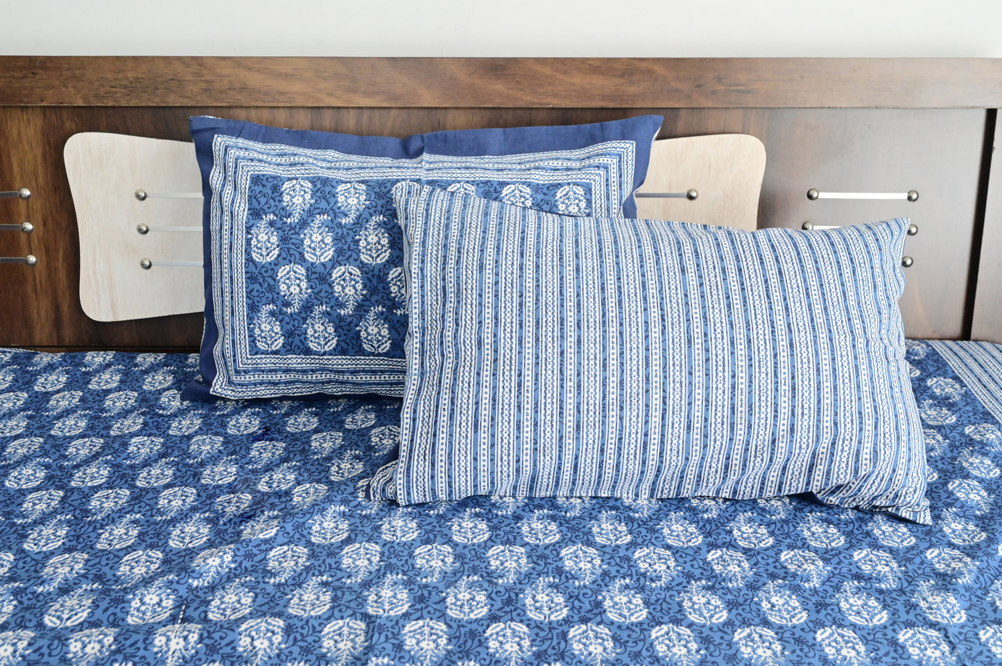 Jaipur Indigo Symphony Double Bed Screen Print Bedsheet