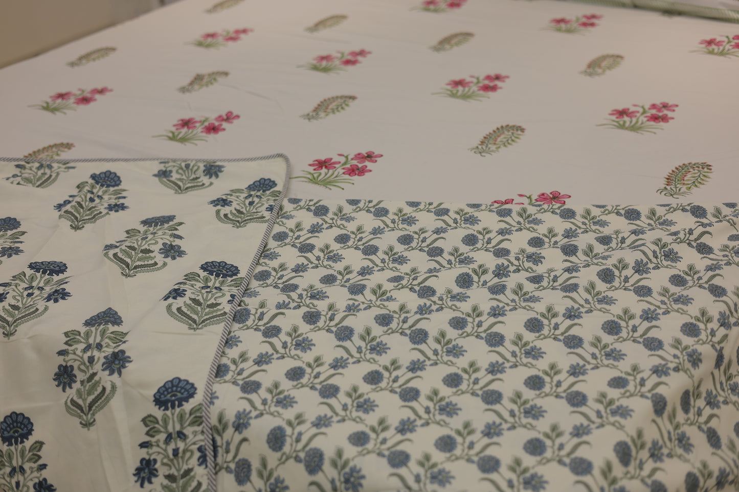 Blossom Breeze Screen Print Double Bed Dohar