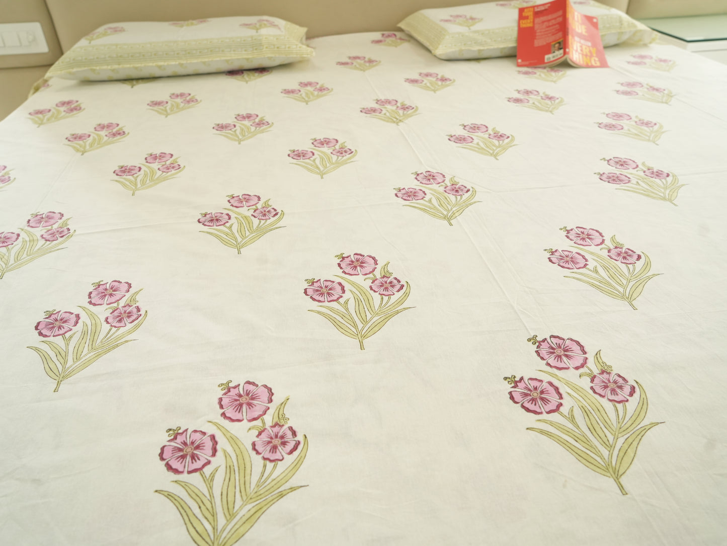 Floral Fantasy Double Bed King Size Bedsheet with 2 Pillow Covers