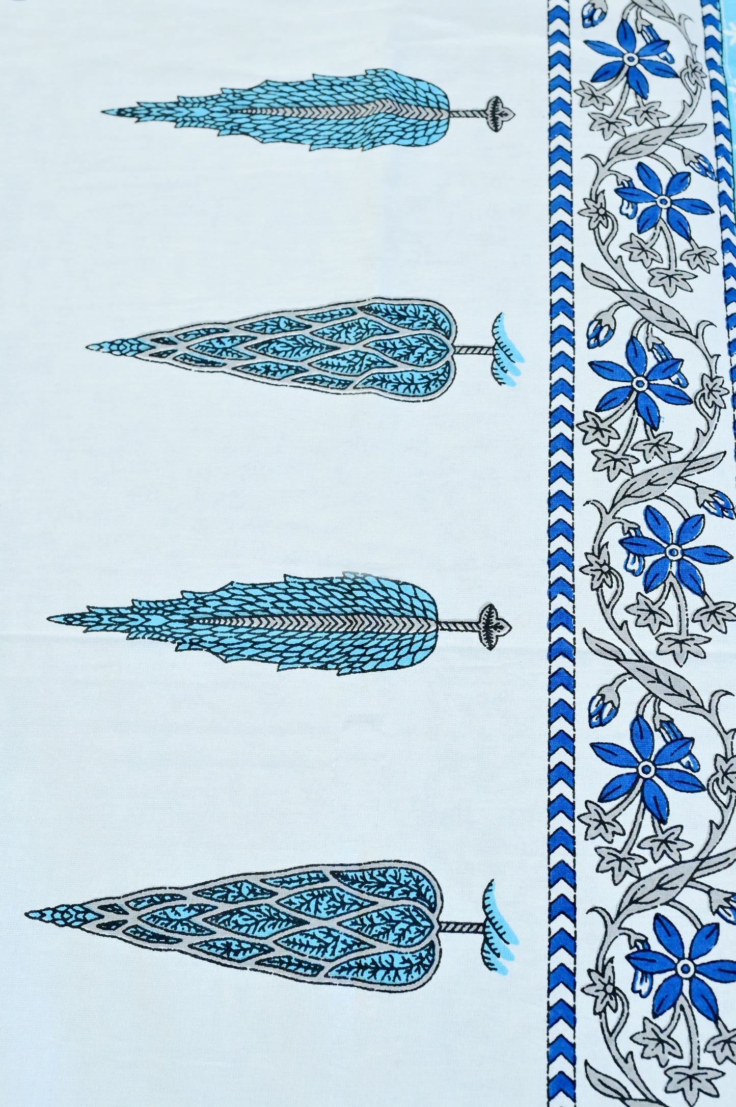 Royal Indigo Aura Double Bed Screen Print Bedsheet