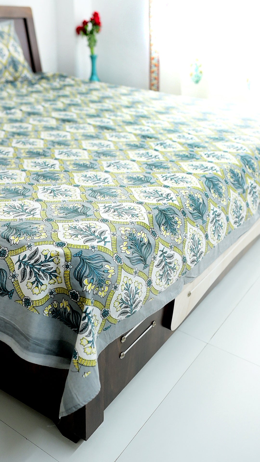 Royal Rapture Prints Double Bed Screen Print Bedsheet