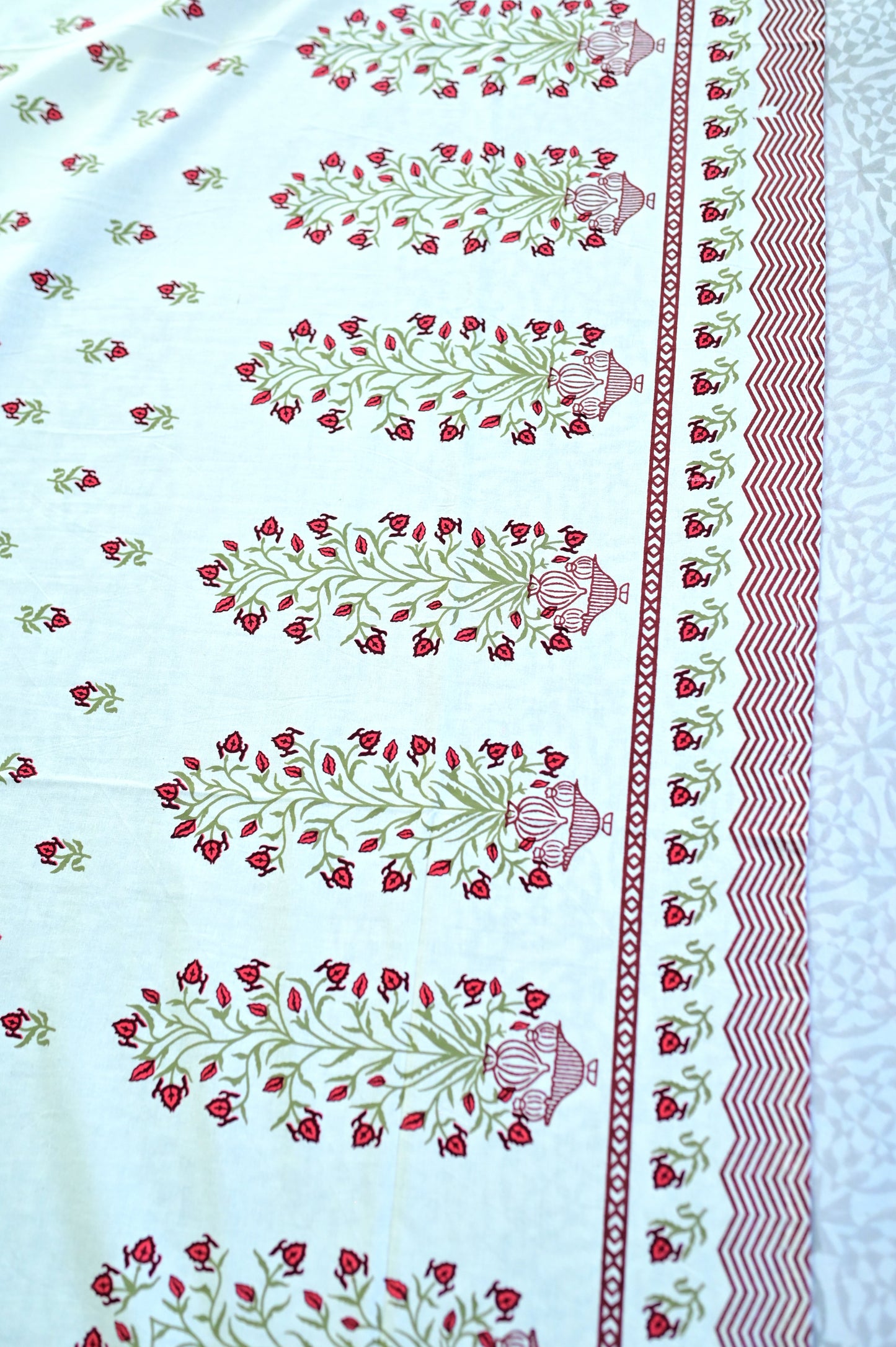 Rajasthani Roses Pink Double Bed Screen Print Bedsheet