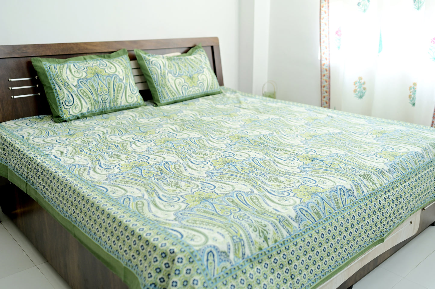 Floral Essence Green Double Bed Screen Print Bedsheet