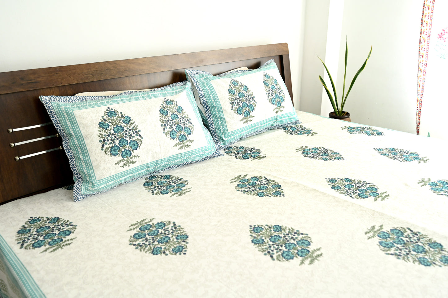 Jaipur Bouquet Double Bed Screen Print Bedsheet