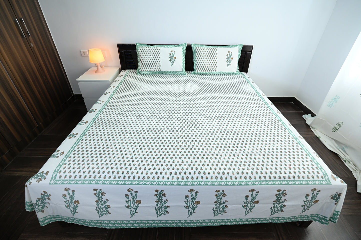 Desert Garden Green Double Bed Screen Print Bedsheet