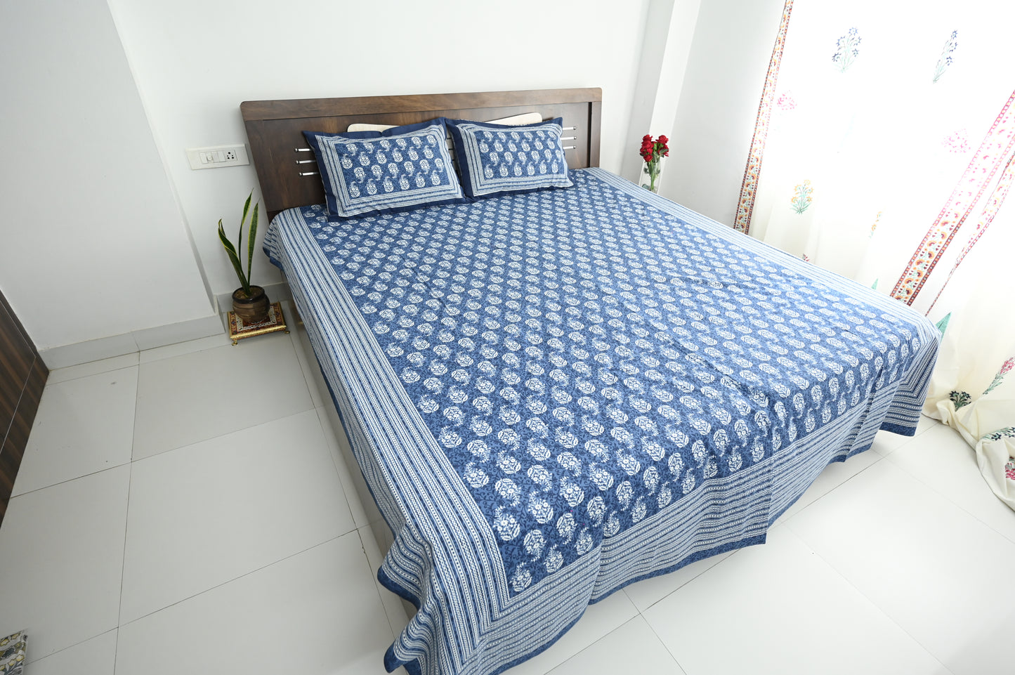 Jaipur Indigo Symphony  Double Bed Screen Print Bedsheet