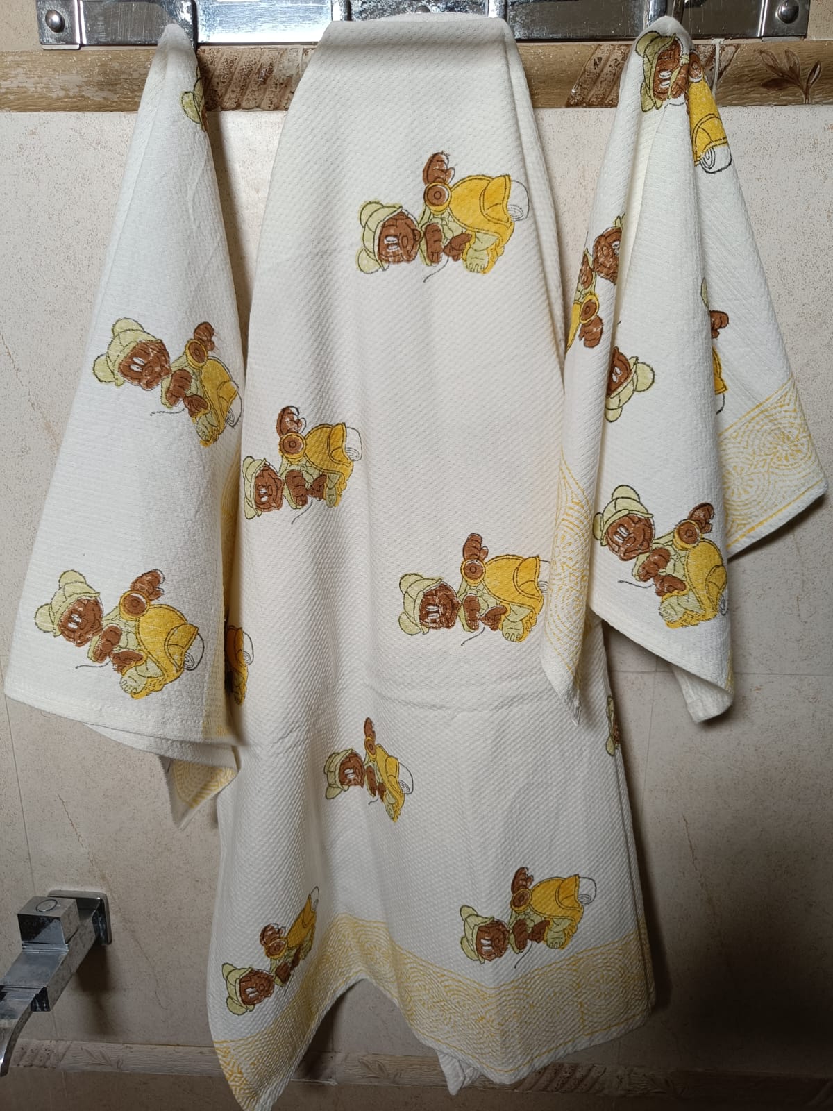 Mickey Mouse Bath Towel