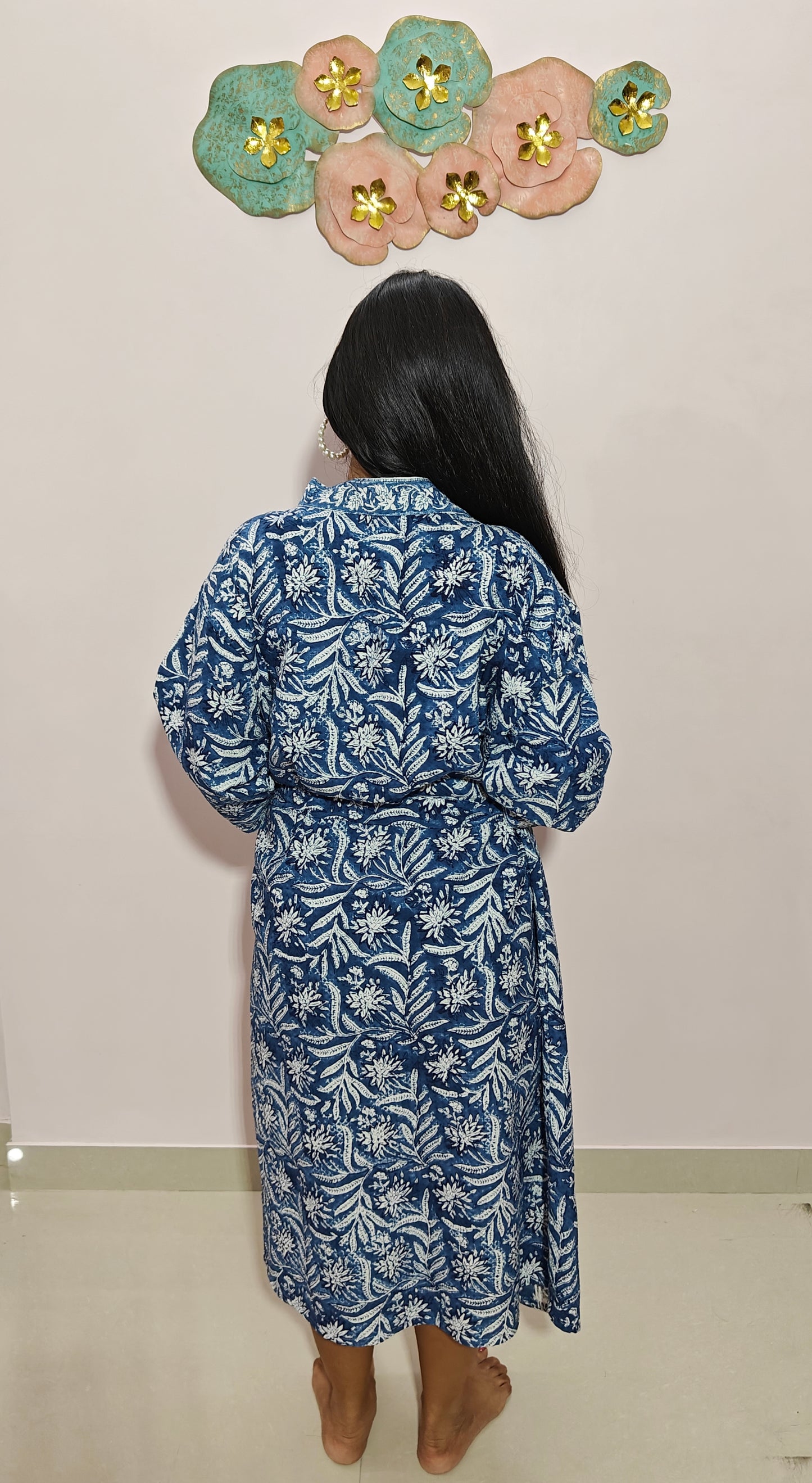 Noor-e-Neel Bathrobe