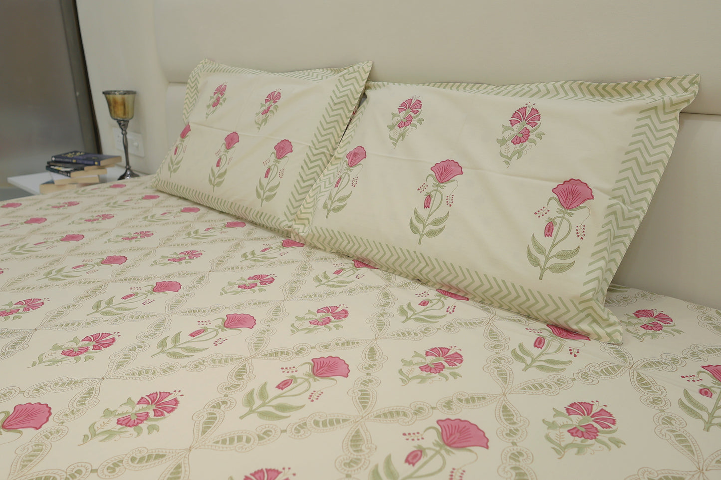 Floral Fiesta Double Bed King Size Bedsheet with 2 Pillow Covers