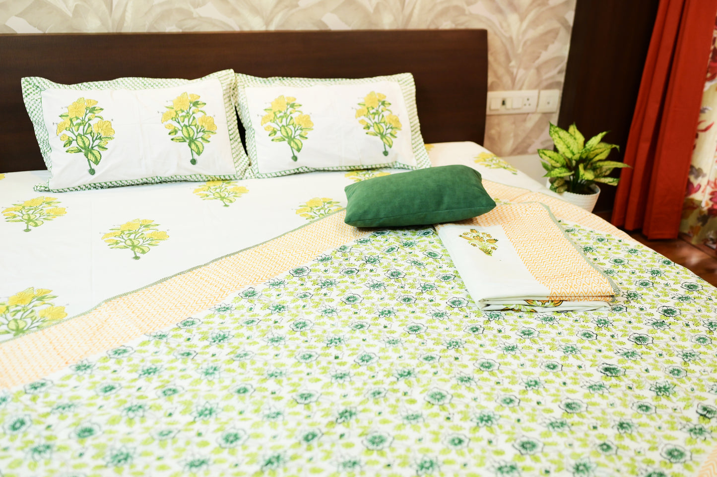 Marigold Mosaic Double Bed King Size Bedsheet Percale Premium Fabric with 2 Pillow Covers