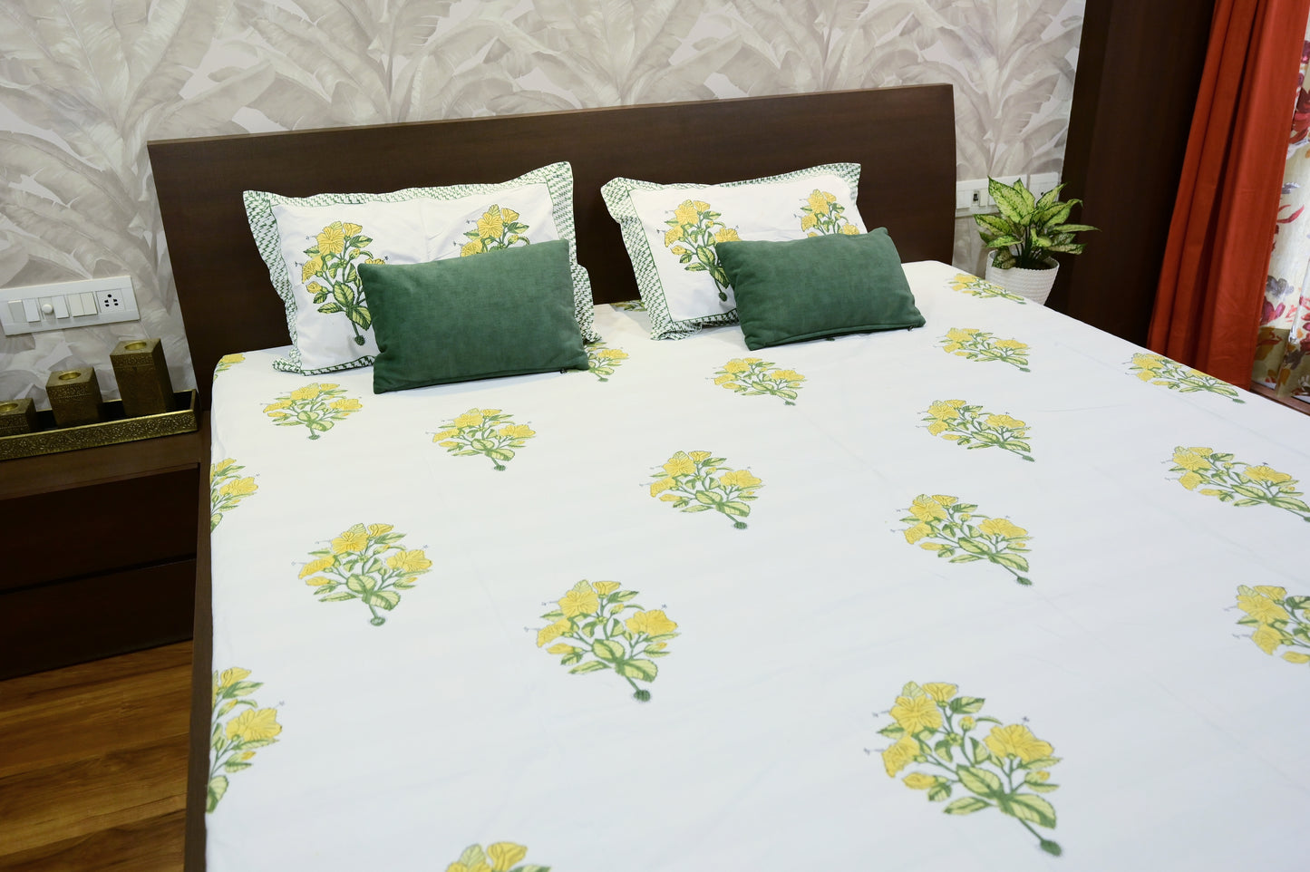 Marigold Mosaic Double Bed King Size Bedsheet Percale Premium Fabric with 2 Pillow Covers