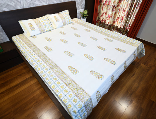 Sun-kissed Blooms Double Bed King Size Bedsheet with 2 Pillow Covers