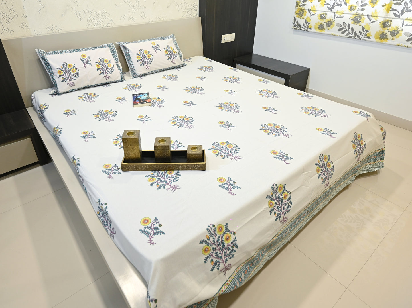 Sunflower Symphony Double Bed King Size Bedsheet Percale Premium Fabric with 2 Pillow Covers